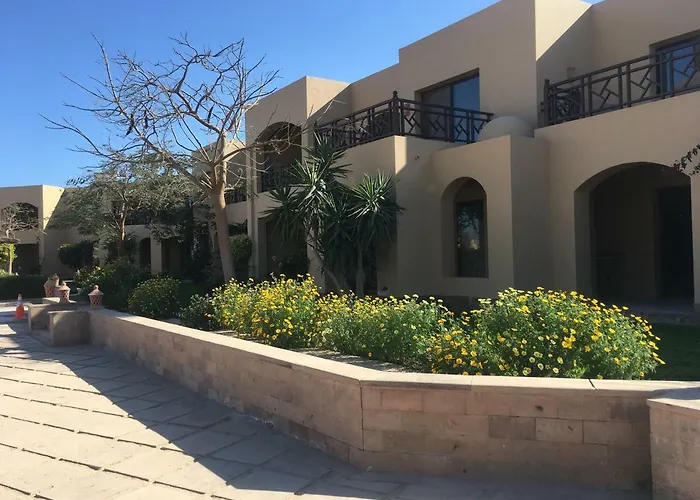 Pool View One Bedroom - B103 * Hurghada